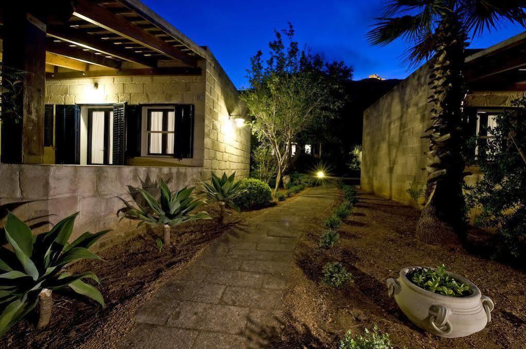 פאביננה Miramare Residence מראה חיצוני תמונה